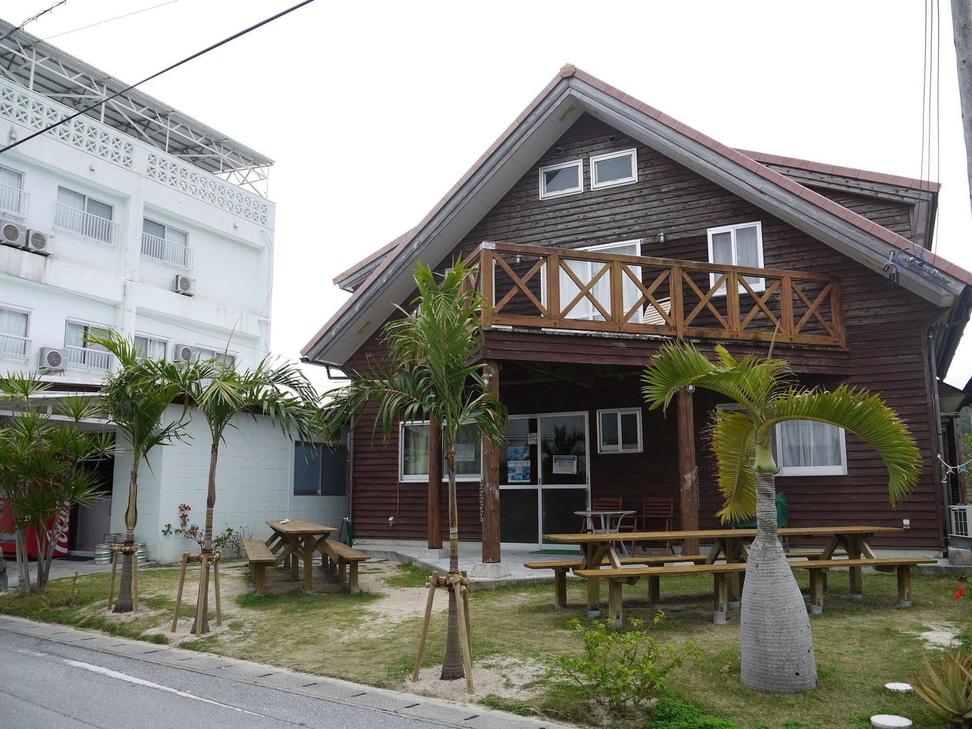 Pension Sea Friend Tokashiki Esterno foto